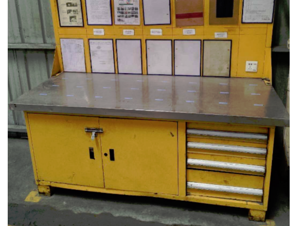 不銹鋼工作桌 不銹鋼工作桌