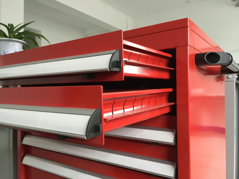 鐵皮工具柜導(dǎo)軌