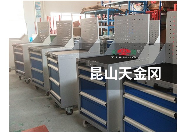 上海工具柜工廠怎么樣讓車間規范化？【天金岡】