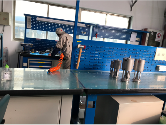 天金岡鉗工桌廠家客戶場(chǎng)景